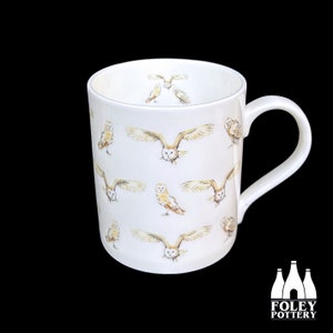 B: Barn Owl, Owl, Bird of Prey, Birds, bird, Wildlife, Mug wrap,  Illustrated, - Fine Bone china Mug