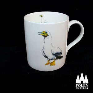 B: Red Footed Booby - Boobies - Galapagos -  Sea Bird - bird - wildlife - Inspired - ( Illustrated ) - Fine Bone china Mug