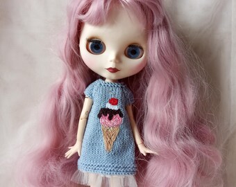 Vestido azul de punto para muñeca Blythe de 12 pulgadas: Helado bordado