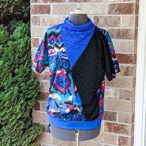 Vintage- 80s- Stretchy- Top- Shirt-Blouse- Royal Blue- Funky- Geometric-DK Gold by DonnKenny- Retro- Unique- Women&#39;s Size Medium