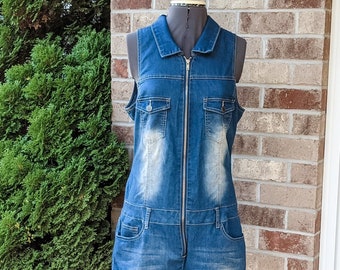 Vintage 2000s- y2k- Denim- Zip Up- Jumpsuit- Shortie- Romper- One Piece- Fergie Style- Music Video- McBling- VIP JEANS- Bleached- Size L