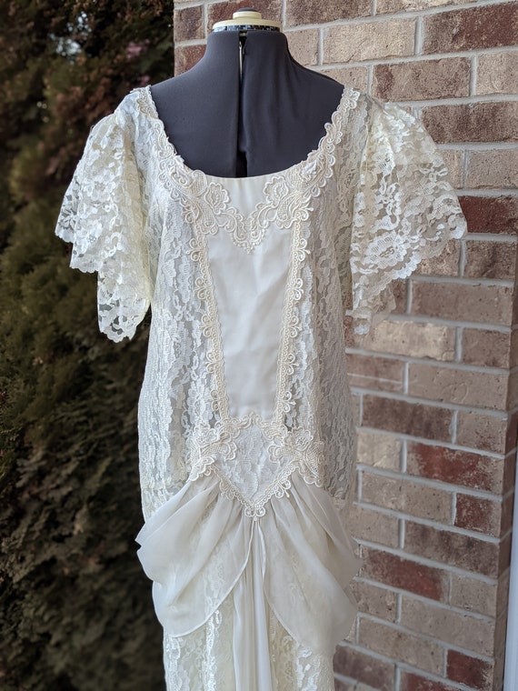 Vintage 80s- Wedding Dress- Size 20- Romantic- Bo… - image 4