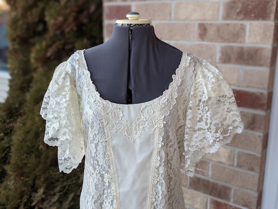 Vintage 80s- Wedding Dress- Size 20- Romantic- Bo… - image 1