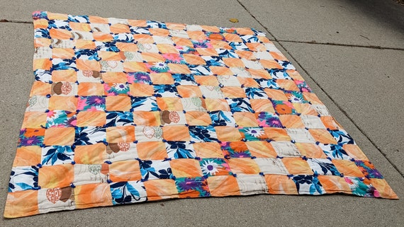 Vintage 70s- Patchwork Quilt- Batik- Heavy Weight- Orange Vintage 70s- Patchwork Quilt- Batik- Heavy Weight- Orange