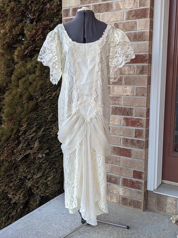Vintage 80s- Wedding Dress- Size 20- Romantic- Bo… - image 3