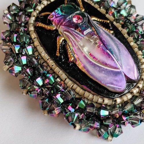 Vintage 80s- Upcycled- Button- Beaded- high quality Brooch- Fly- Beetle- Creepy- Spooky- Witchy- Goth- Pagan- Boho- Steampunk- Iridescent- Shimmer- Art