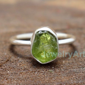 Raw Peridot Ring, Natural Peridot Rough Ring, Raw Stone Ring, Peridot 925 Silver Ring, Rough Stone Ring, Boho Ring, Birthstone Handmade Ring