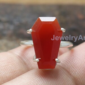 Anello corniola, anello bara, anello fatto a mano, regalo per lei, anello importante, anello con pietra preziosa in onice rosso, anello boho, anello in argento 925, anello da donna