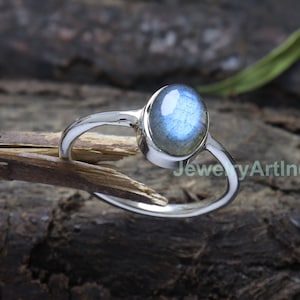 Labradorite Ring, Blue Labradorite Silver Ring, Gemstone Ring, Dainty Stacking Ring, Simple Midi, Skinny Ring, Everyday Ring, Birthday Gift