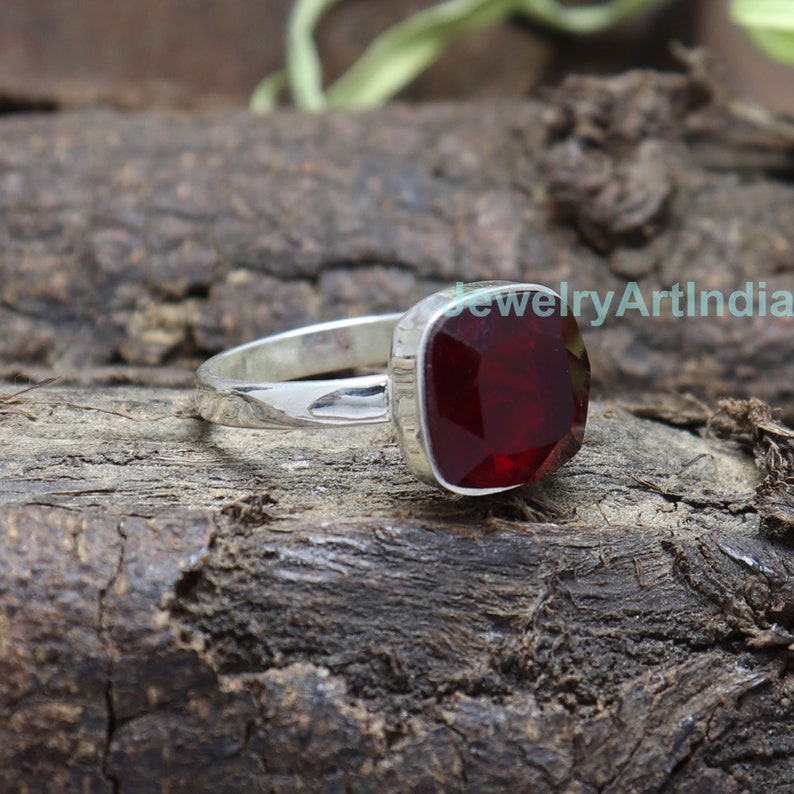925 Sterling Silver Ring Garnet Silver Ring Anniversary Ring Red Garnet Ring Women/'s Silver Ring Christmas Gift her Silver Man Ring