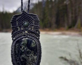 Collar de jaspe Kambaba