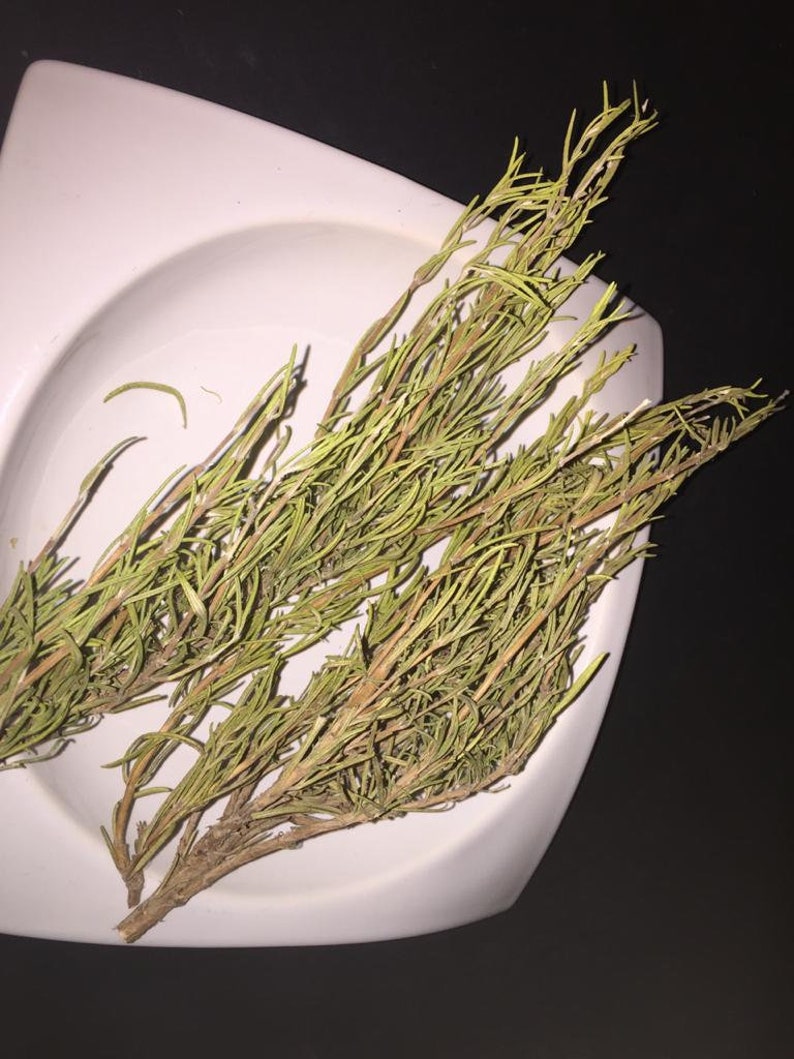 Dried Rosemary Leaves whole spice herb 4 Oz 113 Gms ورق