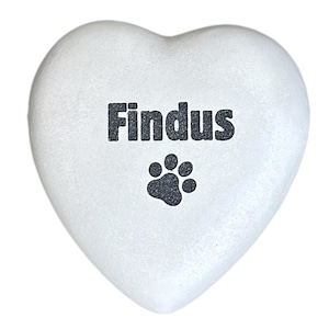 Personalized Dog Grave Heart with Name & Paw – Grave Decoration with Engraving | 13 cm Cast Stone Heart | Keepsake, Gravestone, Weatherproof