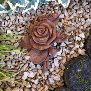 Radami Grabherz Gedenkstein – Steinguss-Herz Mit Rosenranke, 9,5x9,5 Cm, Wetterfest, Antik Grau