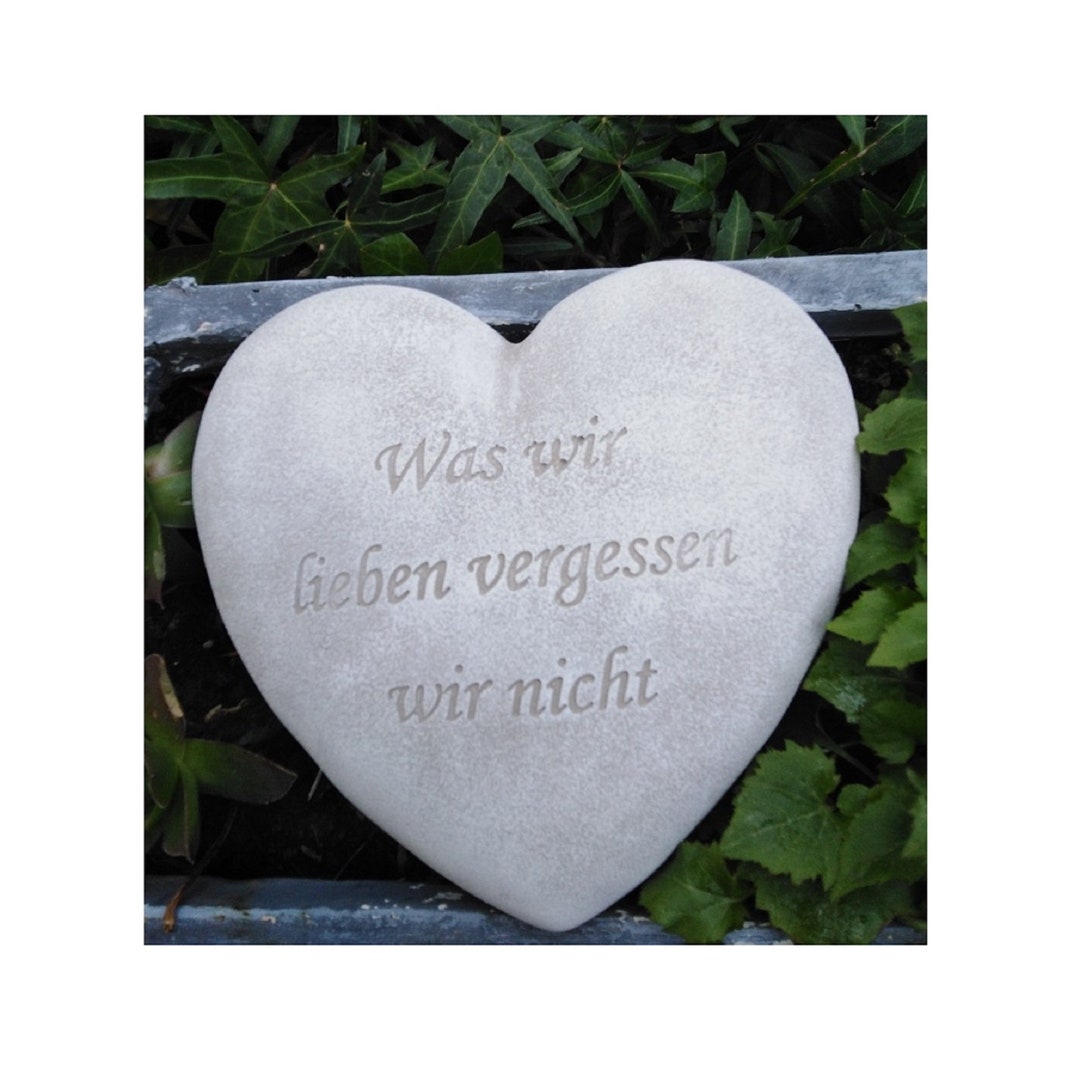 Grabherz Spruch Grabschmuck Grab Herz Was wir lieben vergessen wir