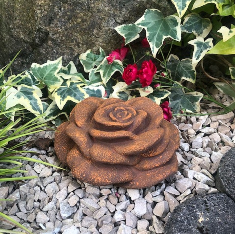 XXL Stone Rose Rose Blossom Flower Stone Cast Frost-proof Garden Decoration Rust 15 cm 1kg