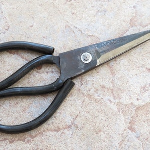 Crude - Extra Large 4 Inch Heavy Duty Asian Carbon Steel Kitchen Shears Scissors