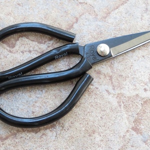 Crude - Small 2 Inch Asian Carbon Steel Kitchen Shears Scissors, Fish & Poultry
