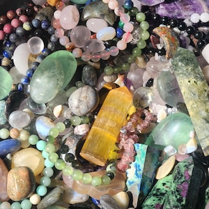 Tumbled Crystal Confetti Mix: Rose Quartz, Agate, Obsidian
