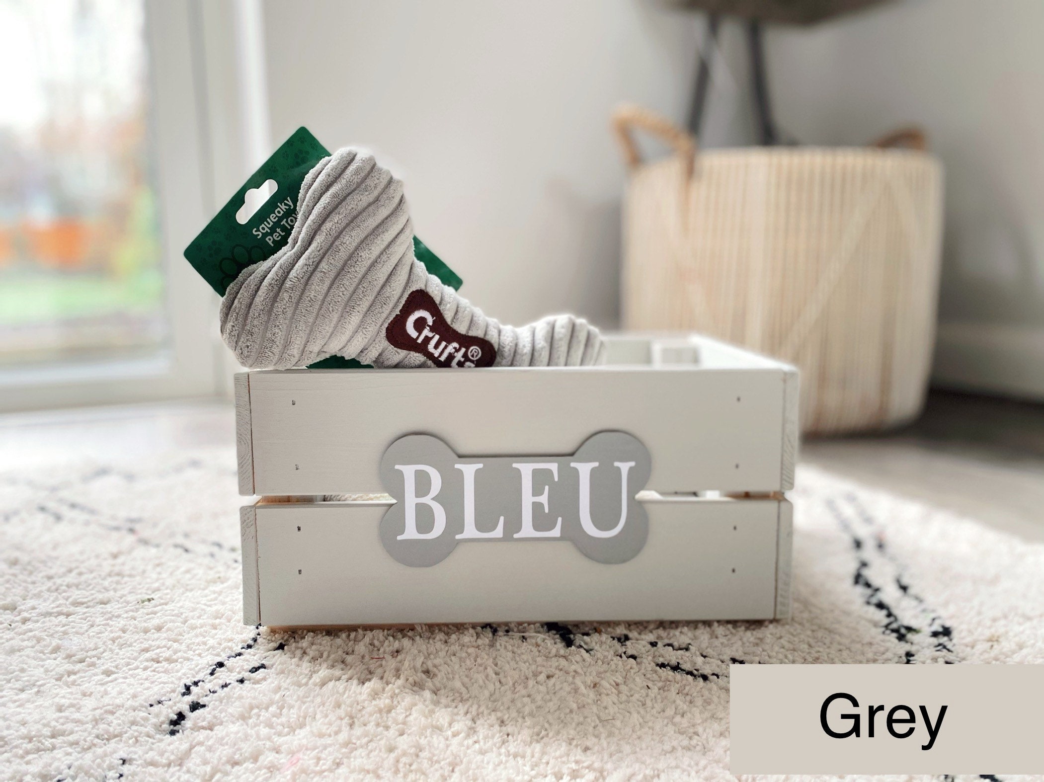 amazon personalised dog toy box