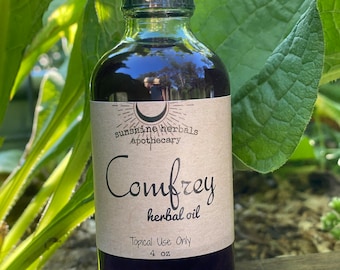 Organic Comfrey Herbal Oil: Hemp Seed Infusion (4 Oz)