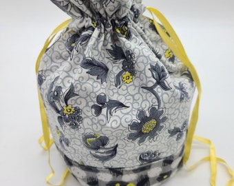 Drawstring Bag - Vintage Yellow, White and Gray Floral