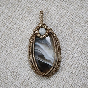 Botswana Agate, Botswana Agate Pendant, Wire Wrap Pendant, Artisan Jewelry, Brass Pendant, Gift for Her, One of A Kind, Unique Jewelry