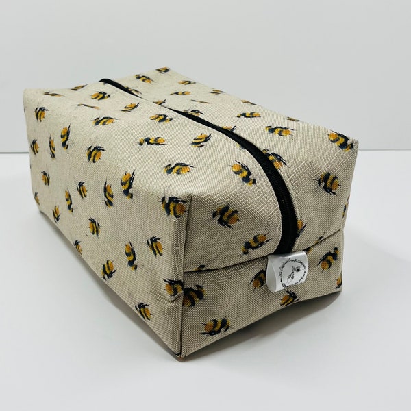 Bees Wash Bag | Make Up Bag | Wash Bag | Toiletry Bags | Travel Bags | Cosmetic Bag | Cosmetics | Make Up | Bag Sets | Gift Idea