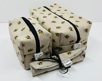 Bees Travel Set | Make Up Bag | Wash Bag | Toiletry Bags | Travel Bags | Cosmetic Bag | Gift Idea | Make Up | Gift Set |