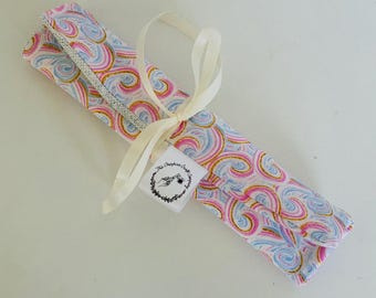 Make-upborstelrol met glitterswirlprint: handgemaakte opberger
