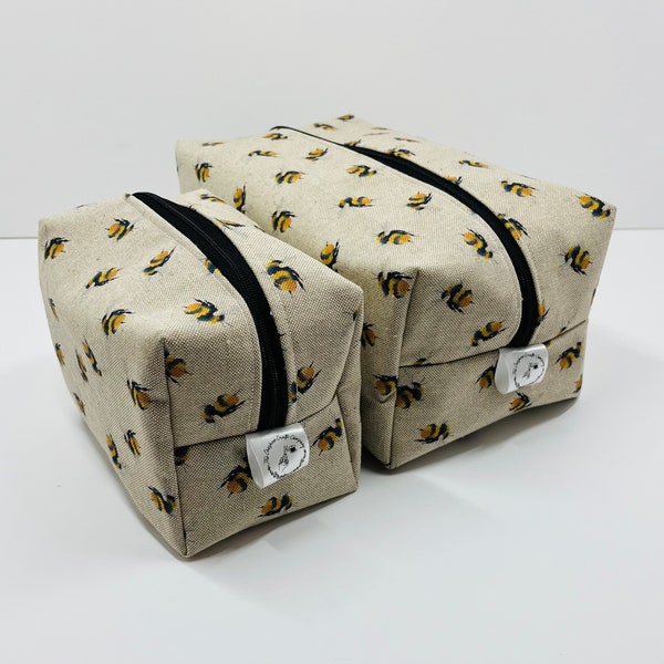 Bees Make Up and Wash Bag Set | Make Up Bag | Wash Bag | Toiletry Bags | Travel Bags | Cosmetic Bag | Gift Idea | Make Up | Bag Sets