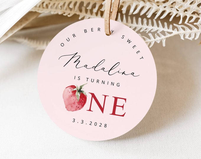 Berry sweet birthday round favor tag. Strawberry berry first birthday circle favor tag template. Corjl printable #ber1