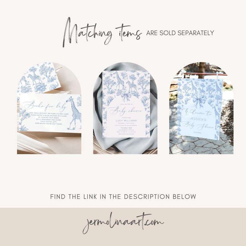 K&ouml;nnte beinhalten: Ein Satz von drei druckbaren Babyparty-Einladungen mit einem blau-wei&szlig;en Toile-Muster, das eine Giraffe, ein Zebra und andere Tiere zeigt. Der Text auf den Einladungen lautet "Books for Baby", "It's a Boy! Baby Shower" und "Welcome to Jessica's Baby Shower".