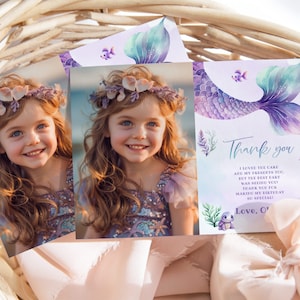 Carte de remerciement queue de sirène avec photo. Carte de remerciement d'anniversaire sous la mer modifiable. Carte de remerciement petite sirène violet sarcelle #mer1