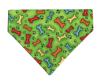 GREEN BONES Dog Bandana, Teacup Dog Bandana, Clothes for Teacup Size Dog, Small Dog Kerchief, Bones and Paws Puppy Scarf, Gift for New Puppy