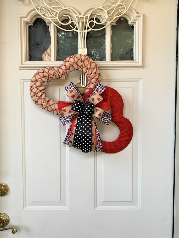 Valentine Day Wreath, Double Heart Valentine Day Wreath, Front Door  Valentine Heart Decor, Valentines Burlap Heart Door Hanger - Etsy