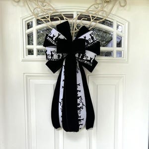 Halloween Bow,  Halloween Bow for Wreath, Black & White Lantern Bow Decoration, Black Cat Spooky Decor, Bat Halloween Front Porch