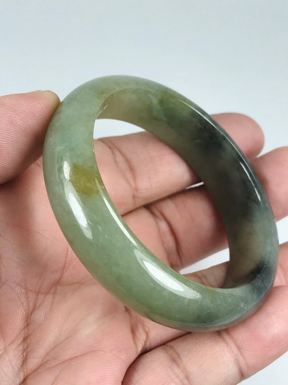 53.2mm Hand Carved Apple and Emerald Green Authen… - image 5