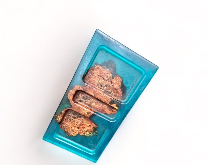 Elm Burl With Aqua Resin (17.5"x9.5"x1.75")