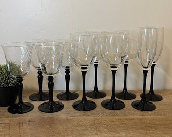 Black Wine Glasses - Luminarc D'Arques - Black Stem - Swirled - Domino - Water Goblets - Arcoroc - Champagne Glasses  - France - Vintage