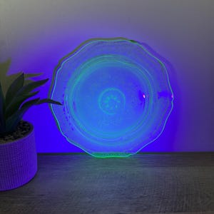 Green Uranium Glass Plate - Depression Glass - Display Plate - Dinner Plate -Serving Plate -  Green Glass