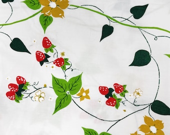 Vintage Strawberry Sheet - TWIN - FLAT - Utica - JC Penney Stevens & Co - Strawberries - Strawberry Vines -  Percale - Sheet - Fabric