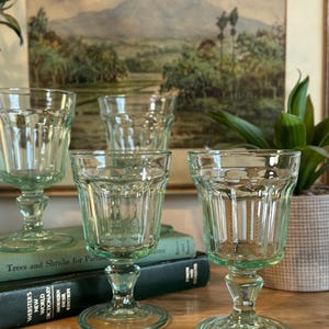 Pedestal Glasses - Etsy