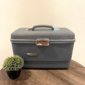 Vintage Train Case | Blue Gray Makeup Case | Forecast Luggage | Retro Travel Storage | Vanity Case | Mod Decor | Photo Prop