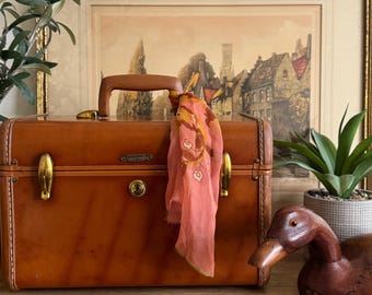 Vintage Train Case | Samsonite Shwayder Train Case | Mid Century Luggage with Mirror | Retro Travel Storage Case