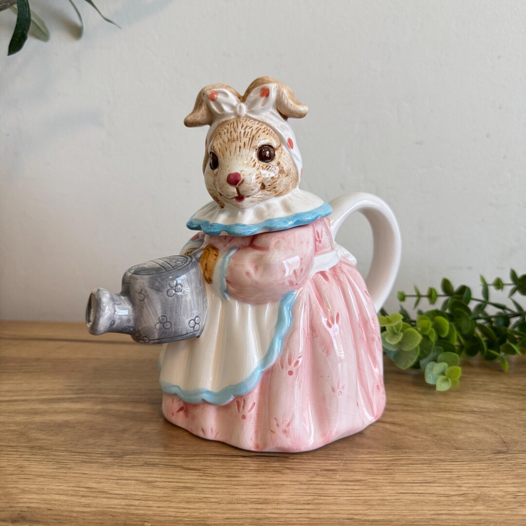 Golden Rabbit Kitchen Tea Pot Bunny Teapot Vintage Rabbit Teapot | Mrs Rabbit Heritage Mint Teapot ...