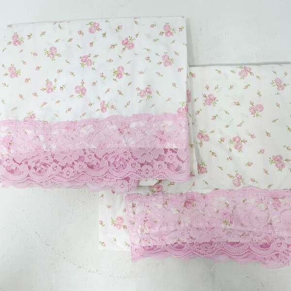 Vintage Pink Floral Pillowcases - KING - Pink Lace - 1970's - Vintage Bedding - Pillowcases - Pink Flowers