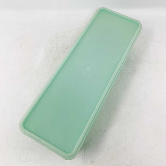 1970S Vintage Tupperware Celery Keeper - Small 2 Pc Plastic Green Set  Vegetable Crisper Romaine Lettuce Kitchen Food Storage Gift - Yahoo Shopping