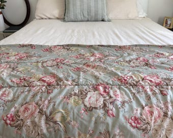 Ralph Lauren Comforter Twin | Floral Cottage Bedding | Vintage Charlotte Bedspread | Shabby Chic Quilt | Romantic Bedroom Decor