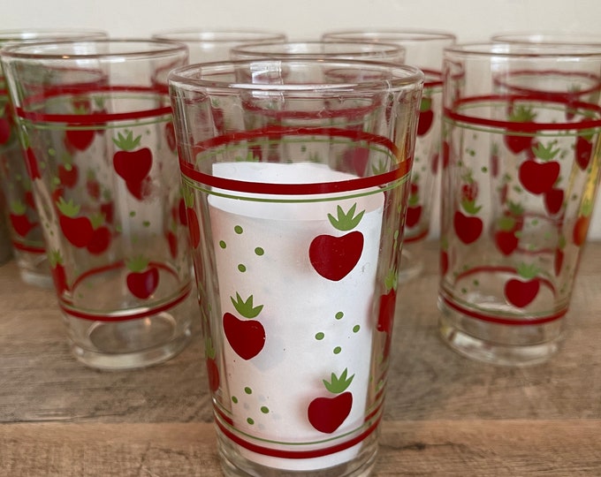 Vintage Strawberry Glasses - Sets of 4 - Strawberries - Glasses - Hearts - Tumbler